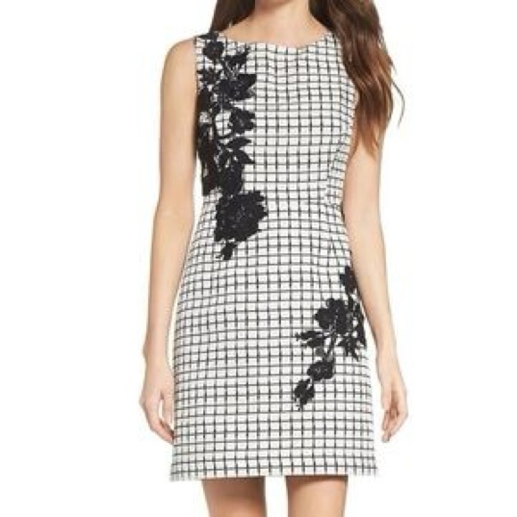 Betsey Johnson Floral Appliqué Sheath Dress Black White Grid Size 2 - Picture 2 of 9
